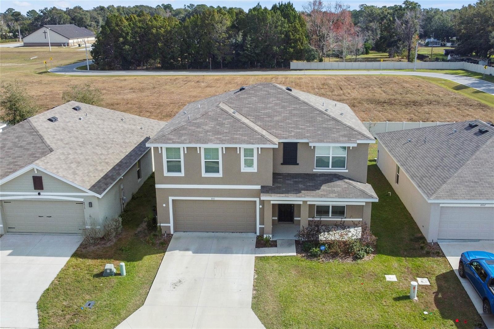 8511 TRIUMPH CIRCLE
