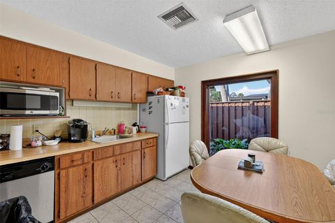 Tiny photo for 1029 W Magnolia Street, Leesburg, FL 34748 (MLS # G5104665)