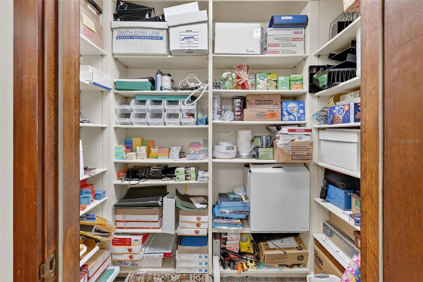 LEESBURG - Commercial Sale