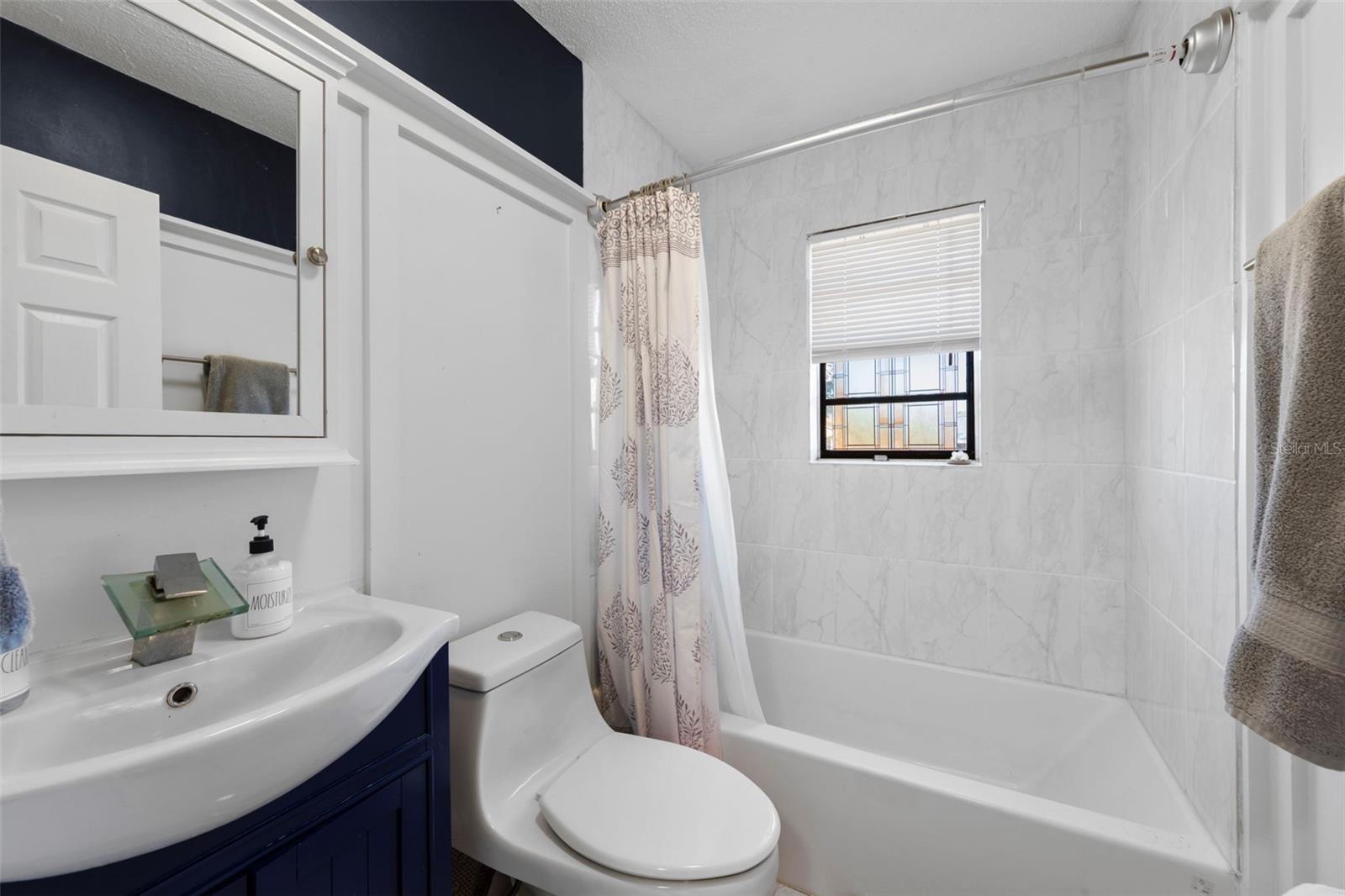 CHARLOTTE PARK - Residential