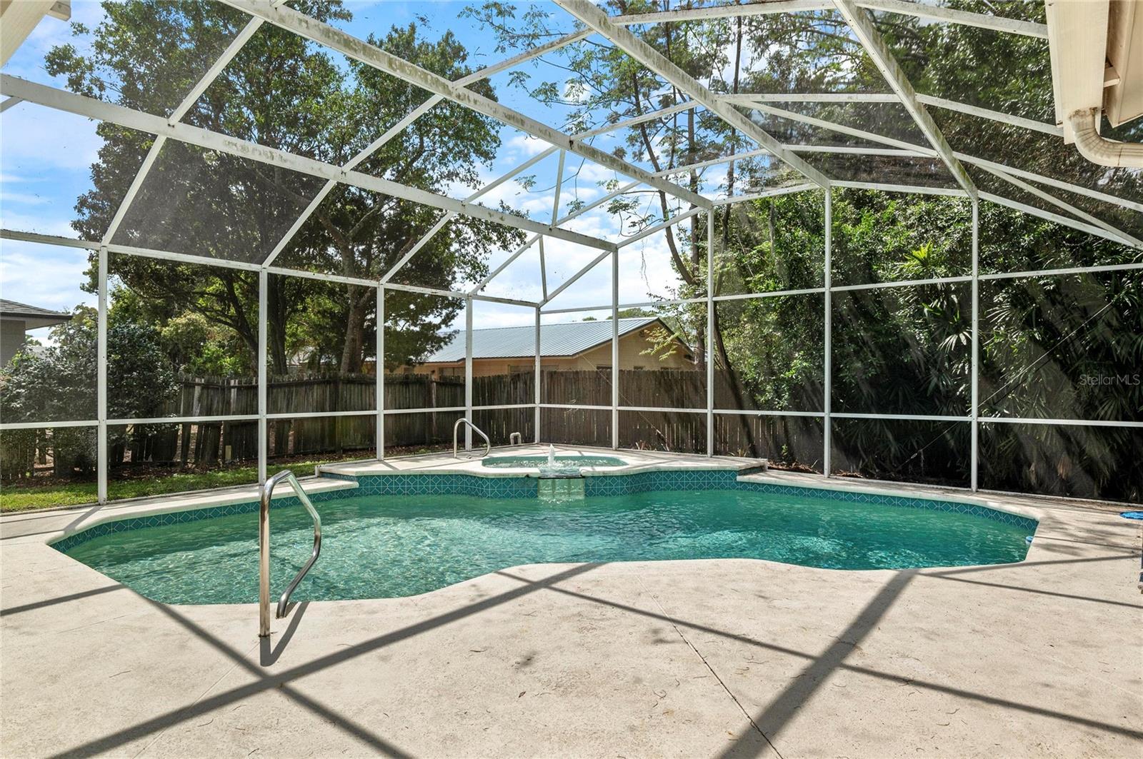 837 APPALACHEE AVENUE