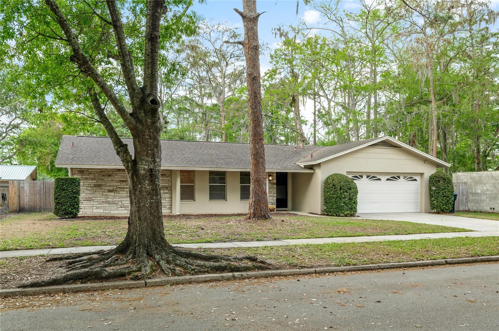 837 APPALACHEE AVENUE