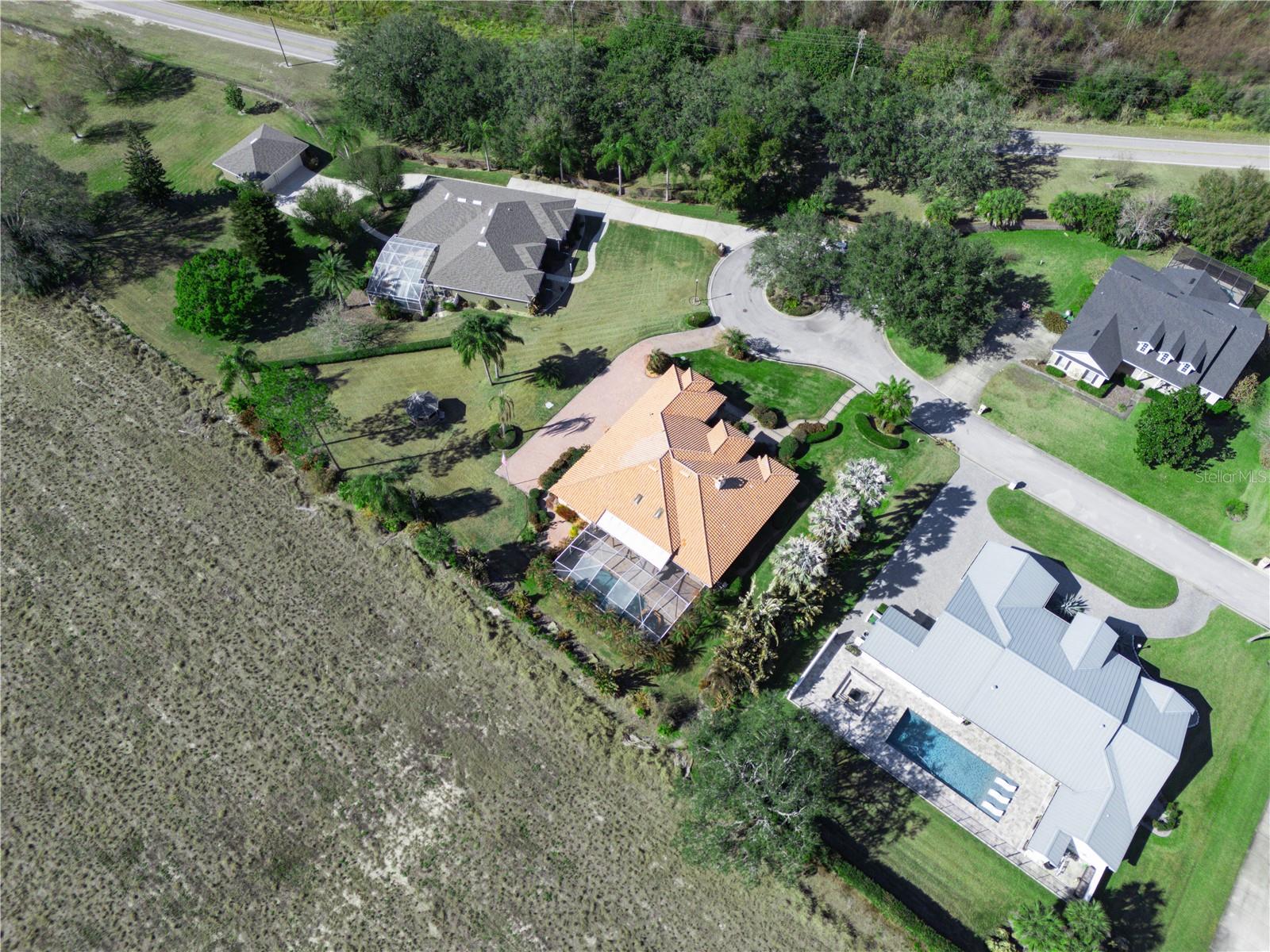 HERON CAY - Residential