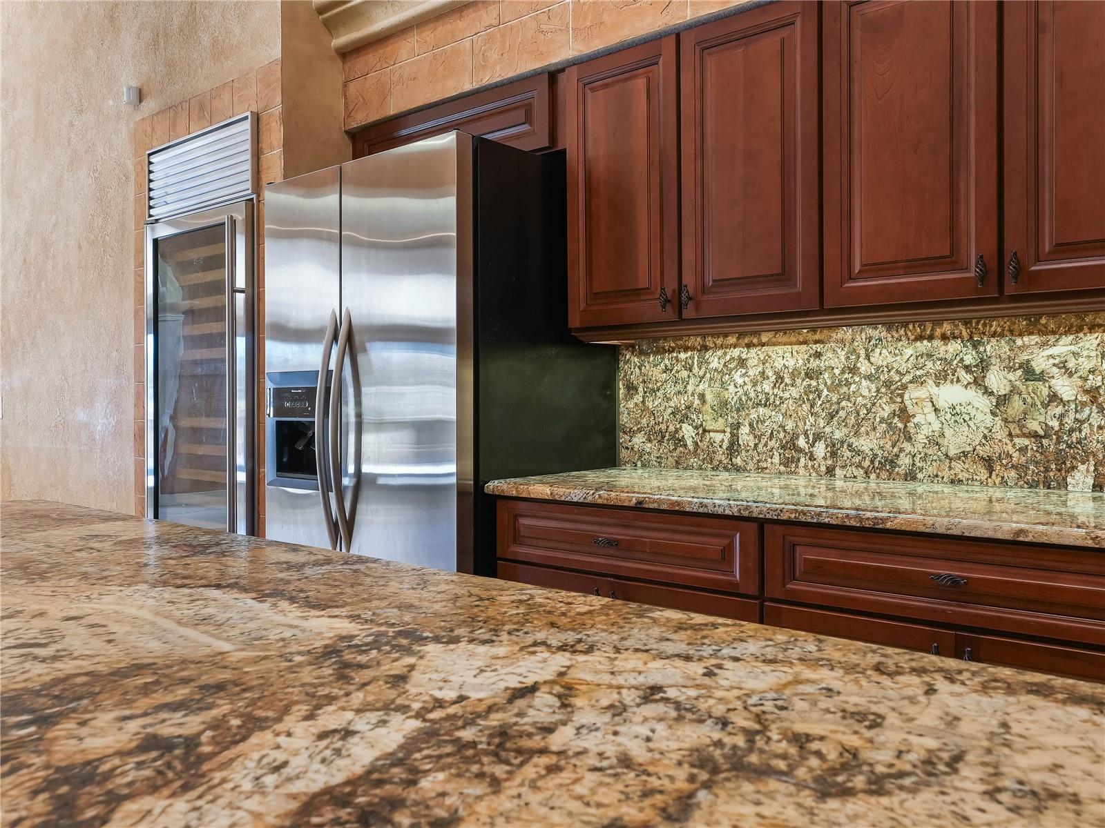 HERON CAY - Residential