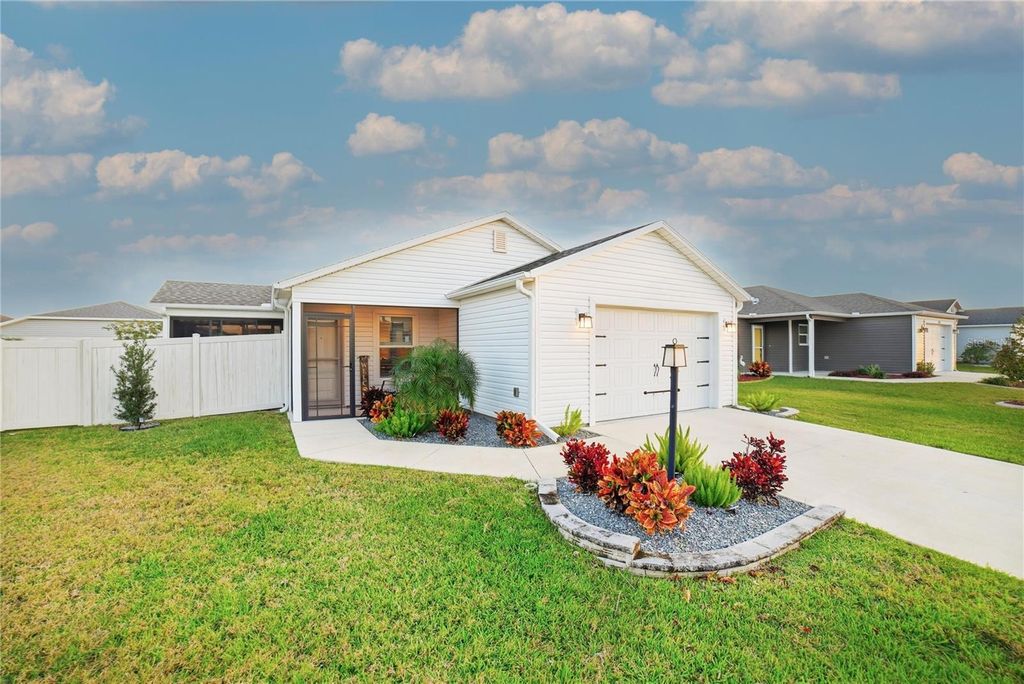 Photo of 6756 Mary Loop, The Villages, FL 34762 (MLS # O6374273)