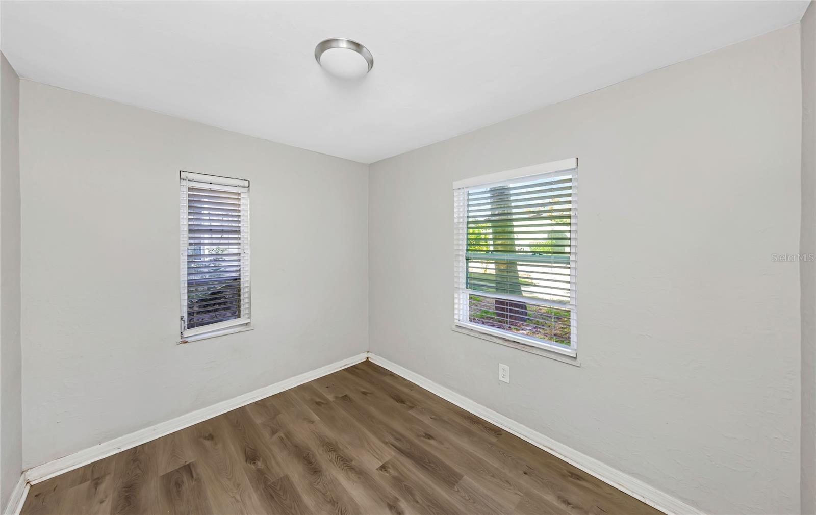 CLEAR VISTA - Residential