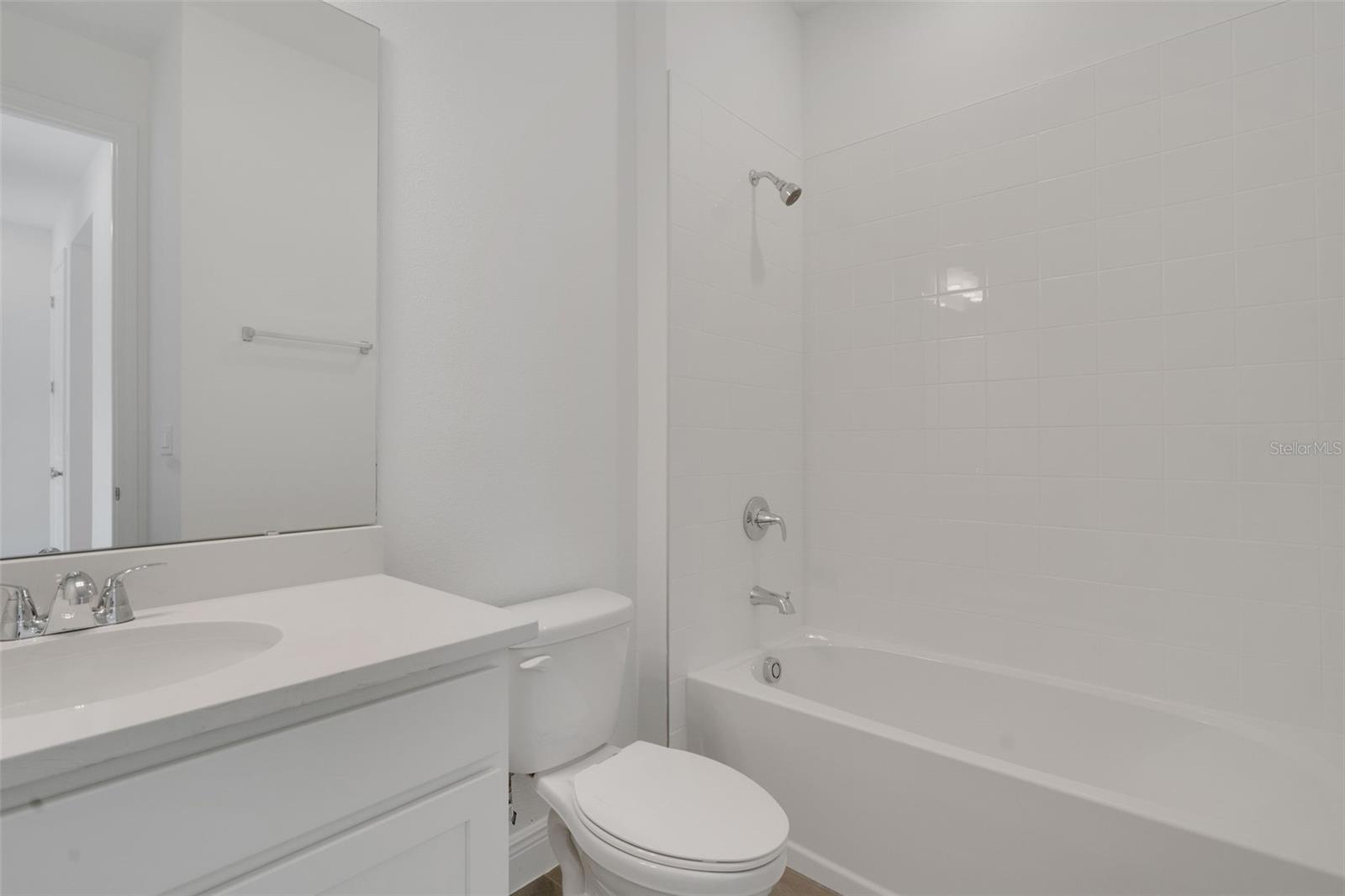 RESERVES AT HAMMOCK OAKS - Residential