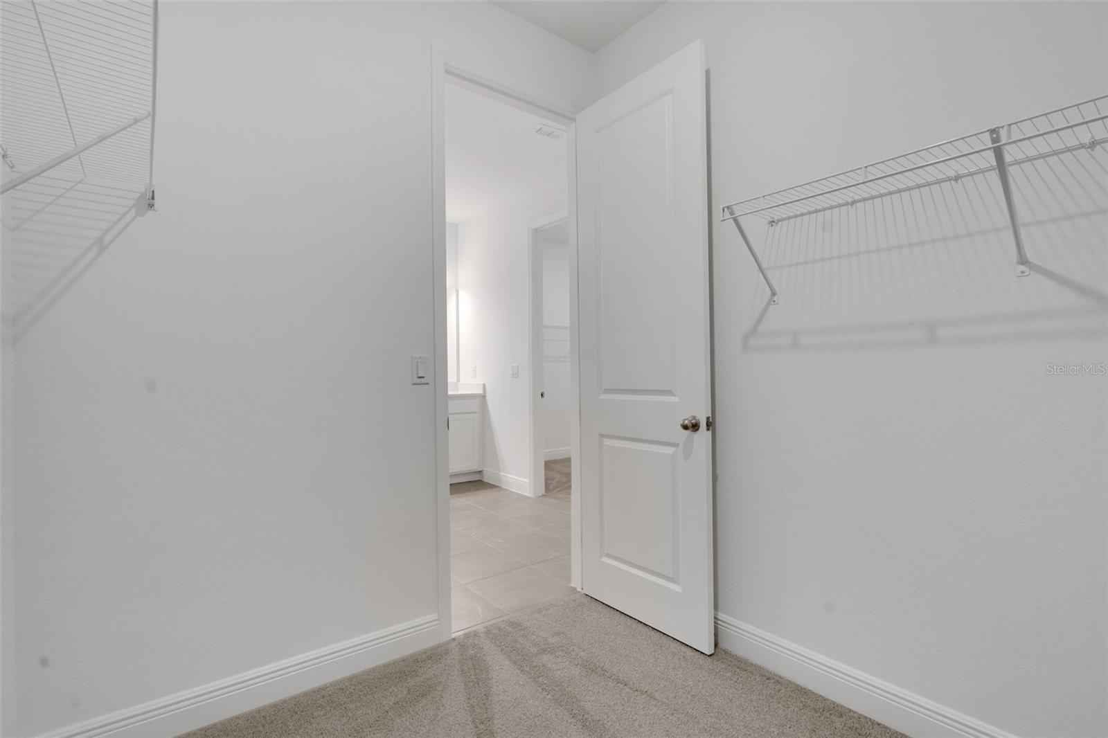 RESERVES AT HAMMOCK OAKS - Residential