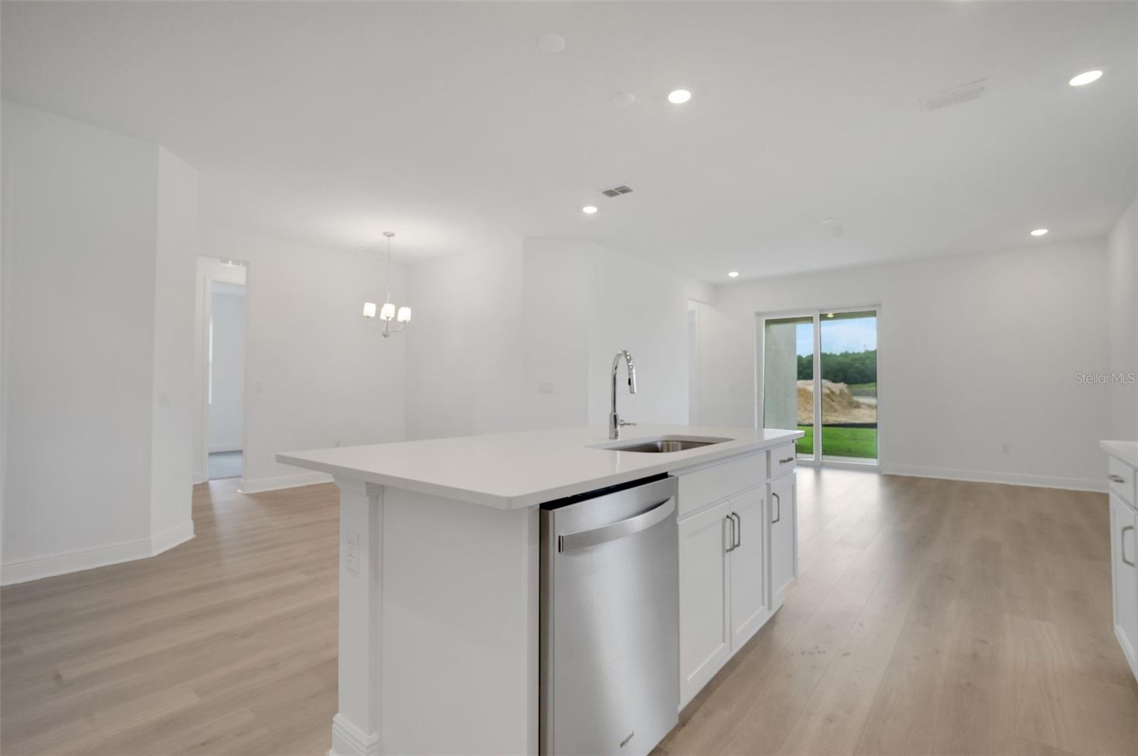 RESERVES AT HAMMOCK OAKS - Residential