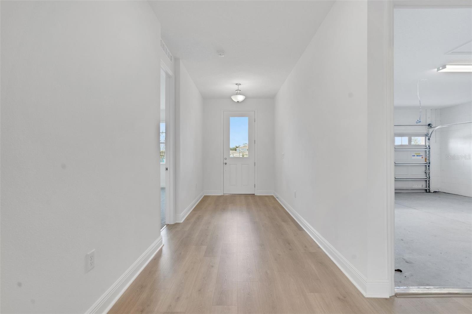 RESERVES AT HAMMOCK OAKS - Residential