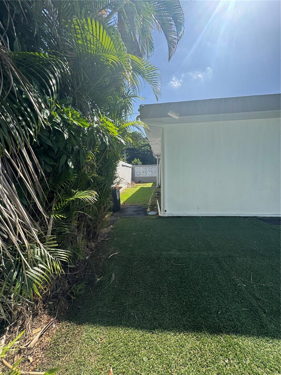 ALTURAS DE TORRIMAR - Residential