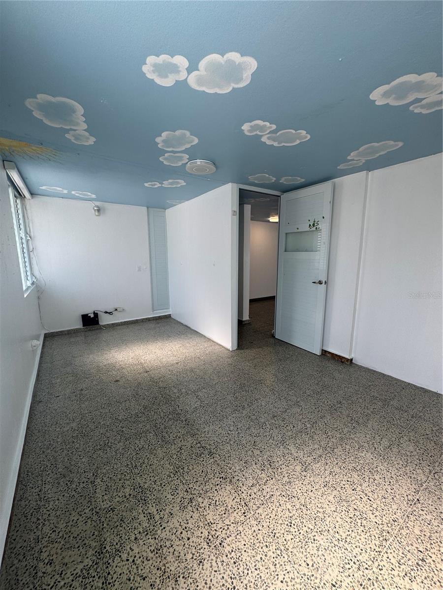 ALTURAS DE TORRIMAR - Residential