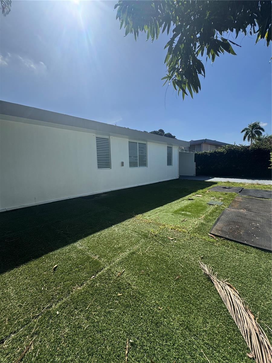 ALTURAS DE TORRIMAR - Residential