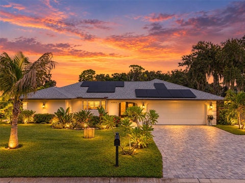 Photo of 4864 Hawkshead Park, Sarasota, FL 34241 (MLS # A4708481)
