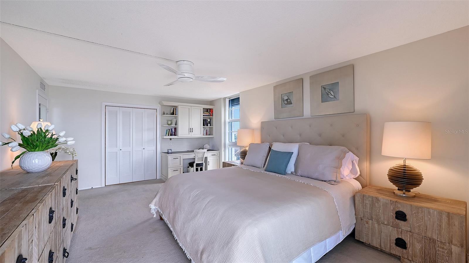 ST ARMAND TOWERS - Residential