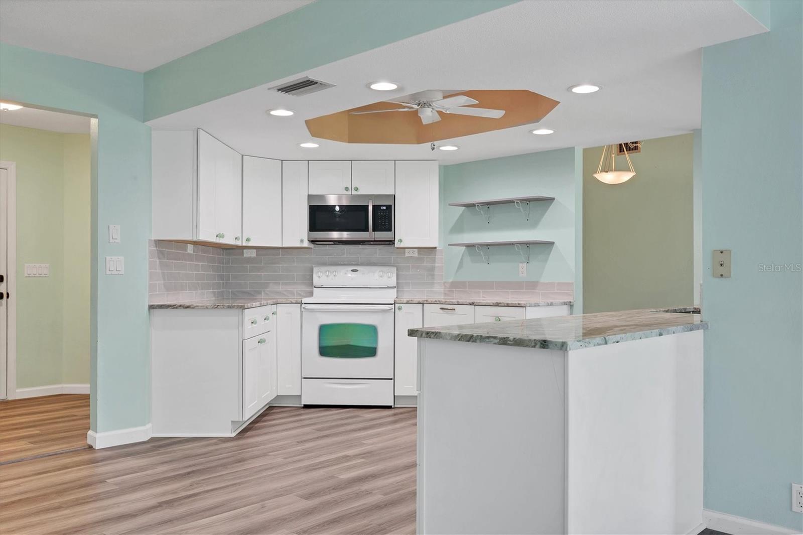 GULF VIEW ESTATES - Residential