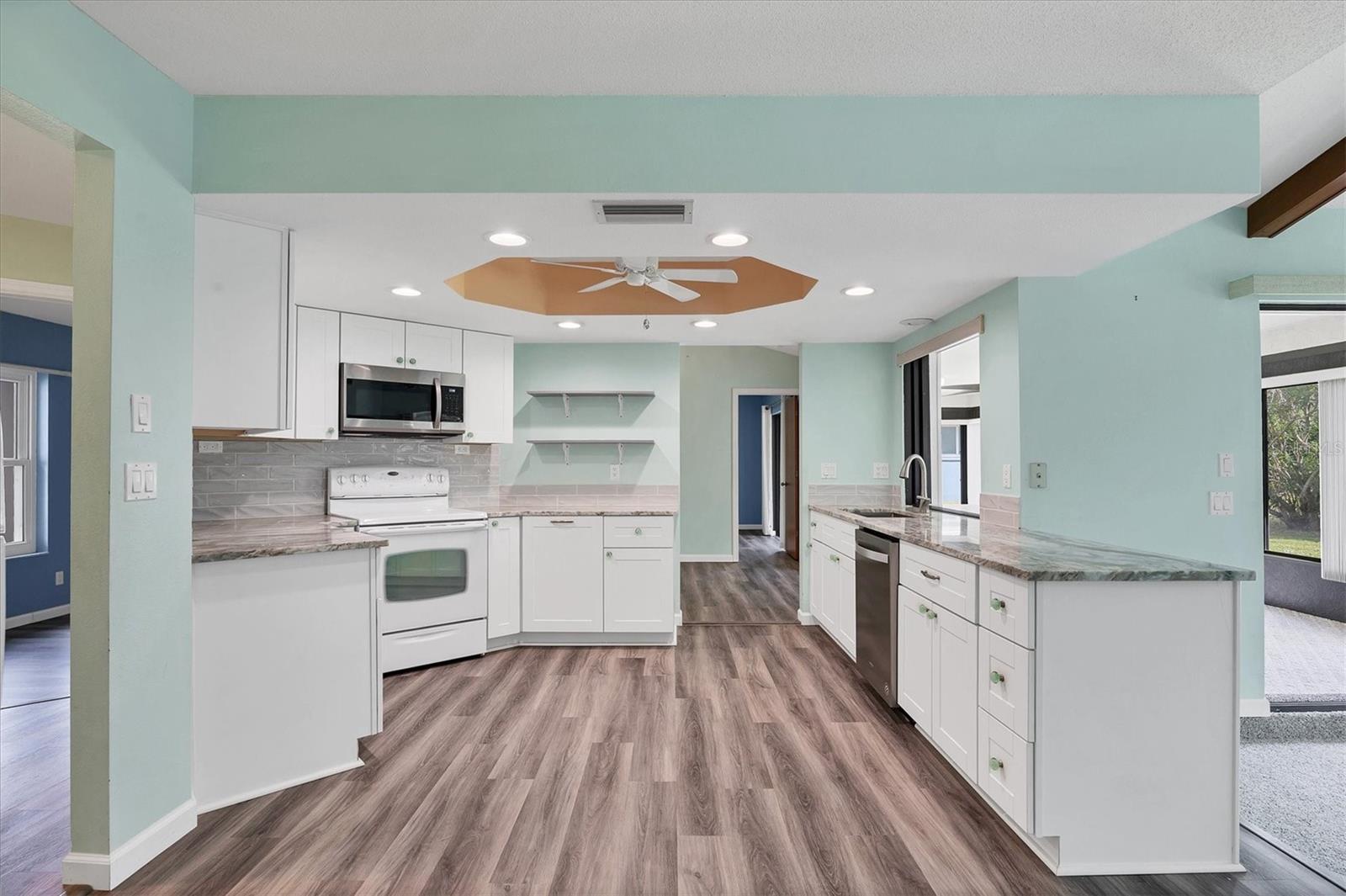 GULF VIEW ESTATES - Residential