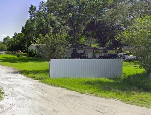 Photo of 401 Sparkman Road, Plant City, FL 33566 (MLS # TB8549276)