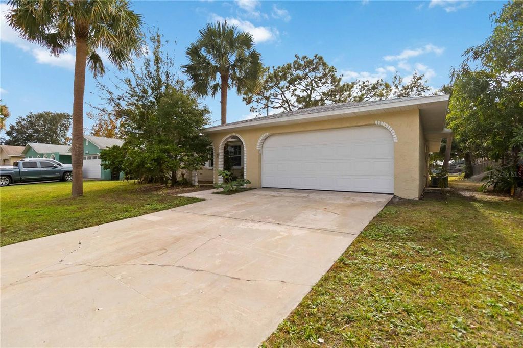 Photo of 4006 Macdonough Avenue, Orlando, FL 32809 (MLS # O6363898)