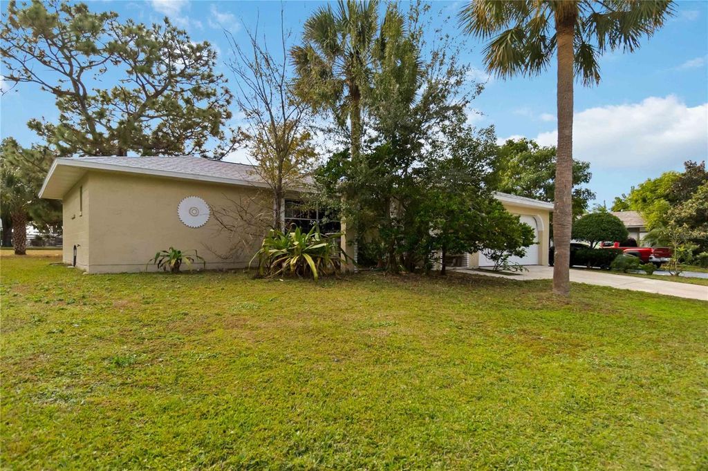 Photo of 4006 Macdonough Avenue, Orlando, FL 32809 (MLS # O6363898)