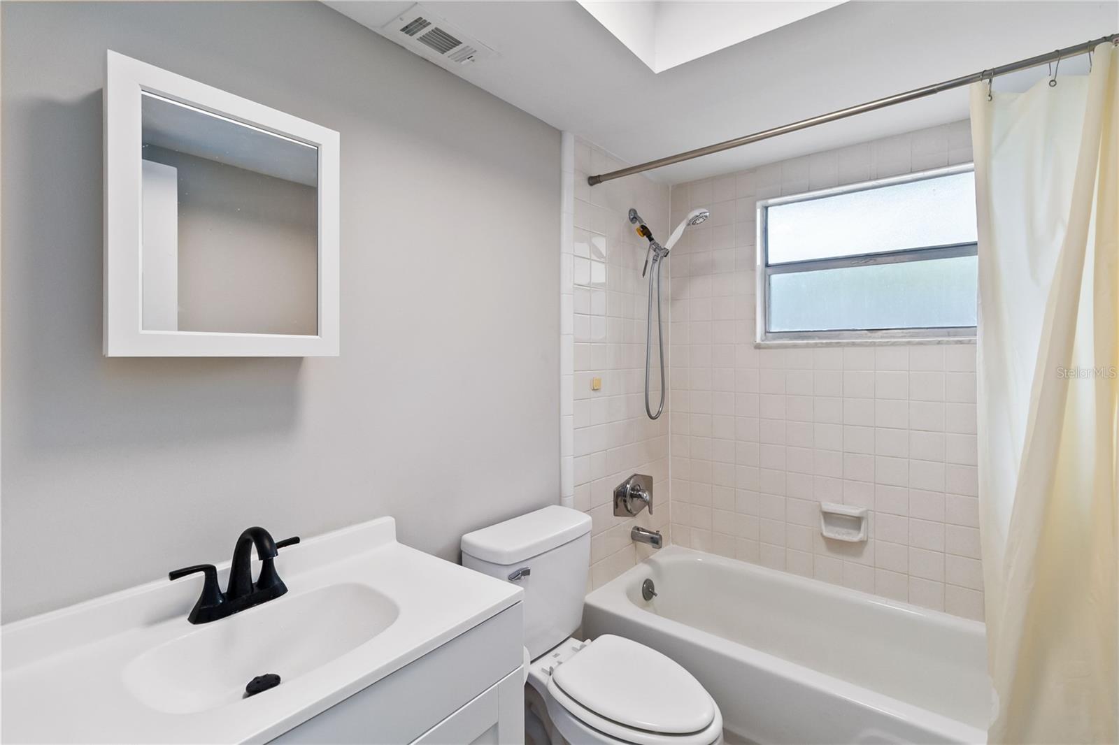 BONNIE BROOK - Residential