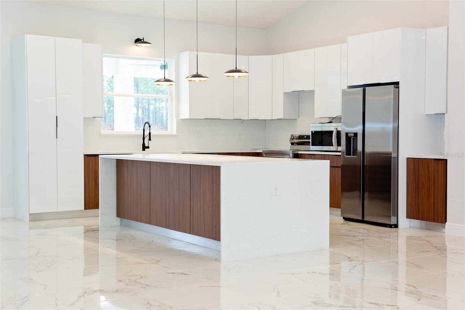 MARION OAKS UN SIX - Residential