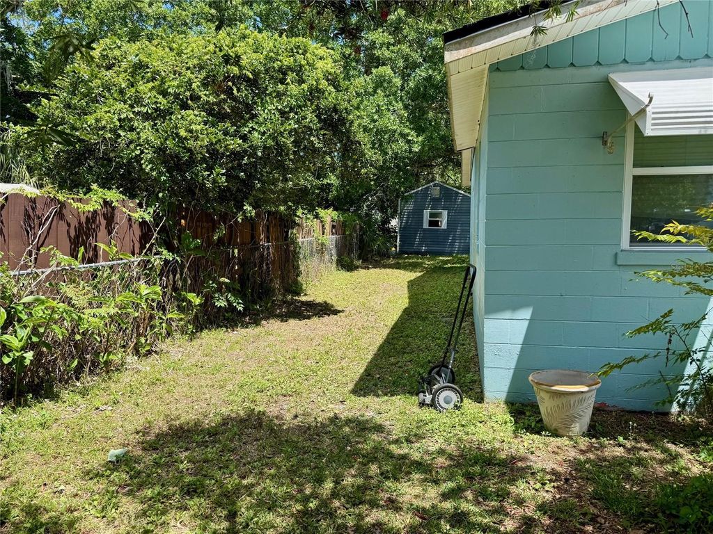 Photo of 1865 Pioneer Trail, New Smyrna Beach, FL 32168 (MLS # NS1087911)