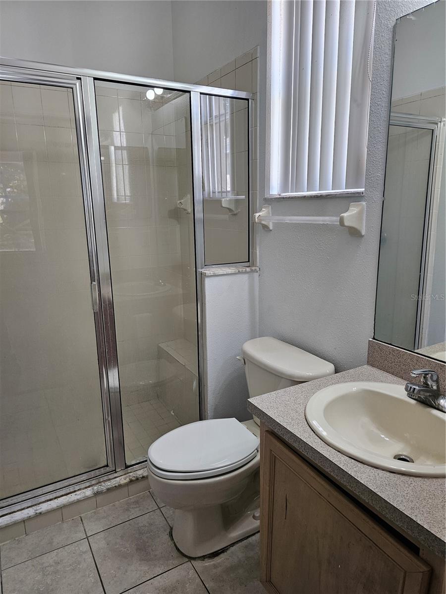 CALABAY PARC AT TOWER LAKE - Residential