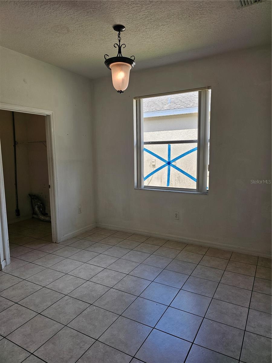 CALABAY PARC AT TOWER LAKE - Residential