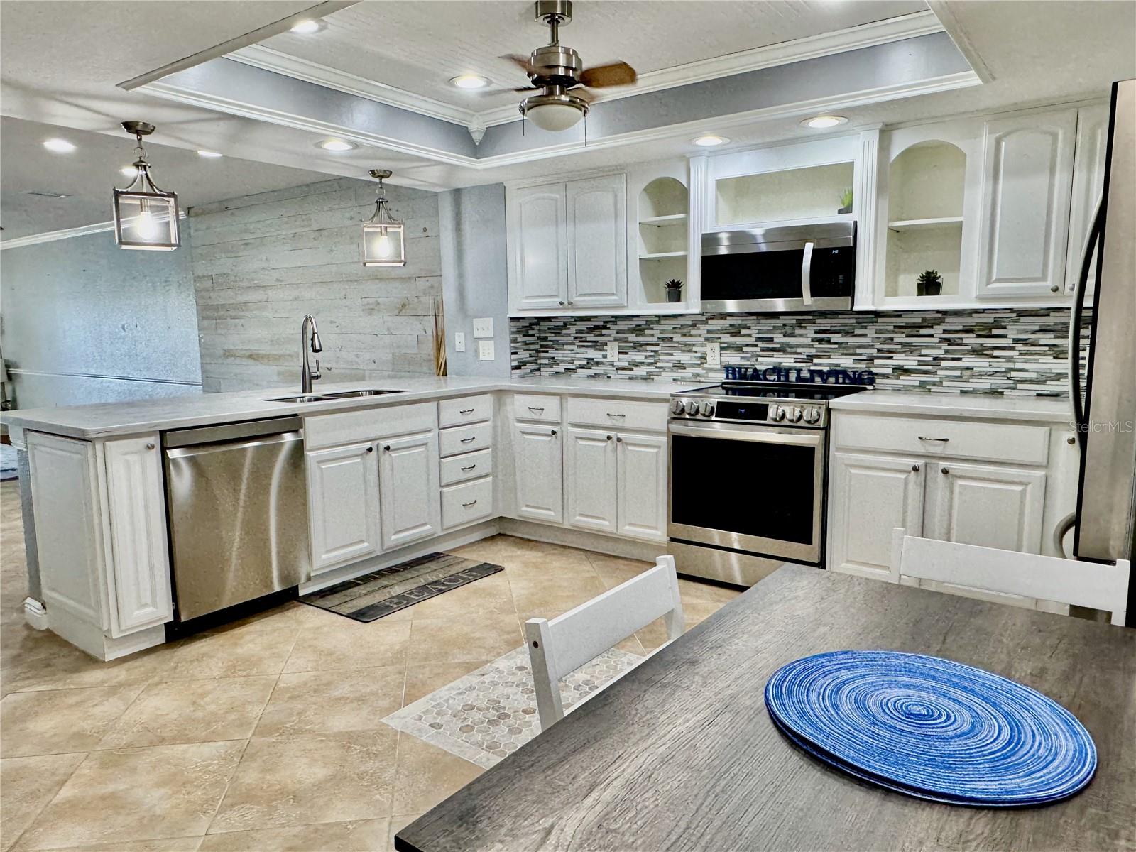 VILLAGE OF PARADISE ISLAND - Residential