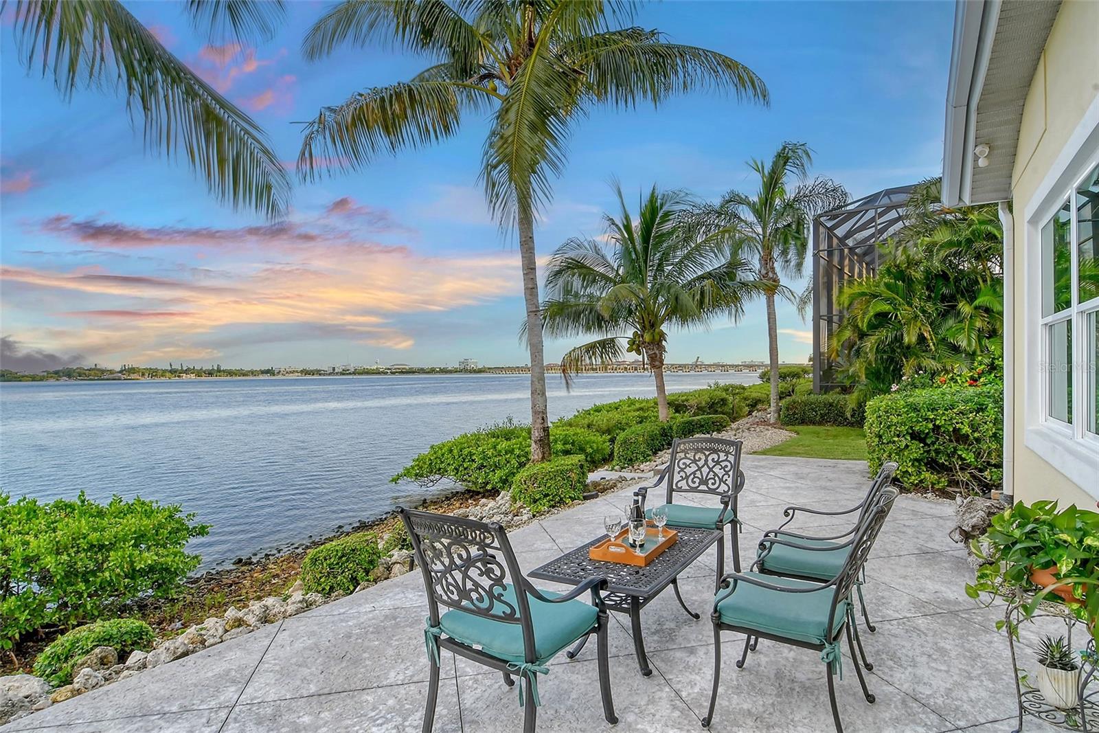 ISLAND AT RIVIERA DUNES - Residential