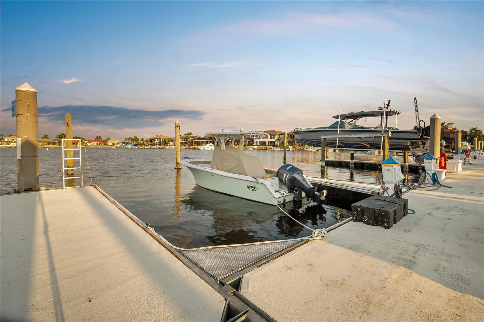 ISLAND AT RIVIERA DUNES - Residential