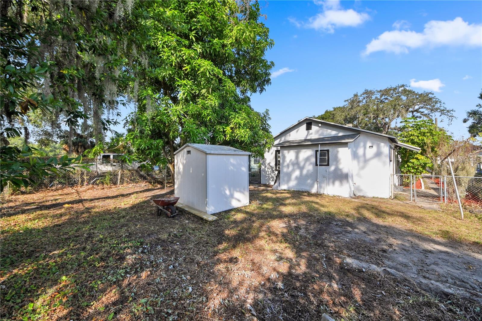 ALTAMIRA HEIGHTS - Residential