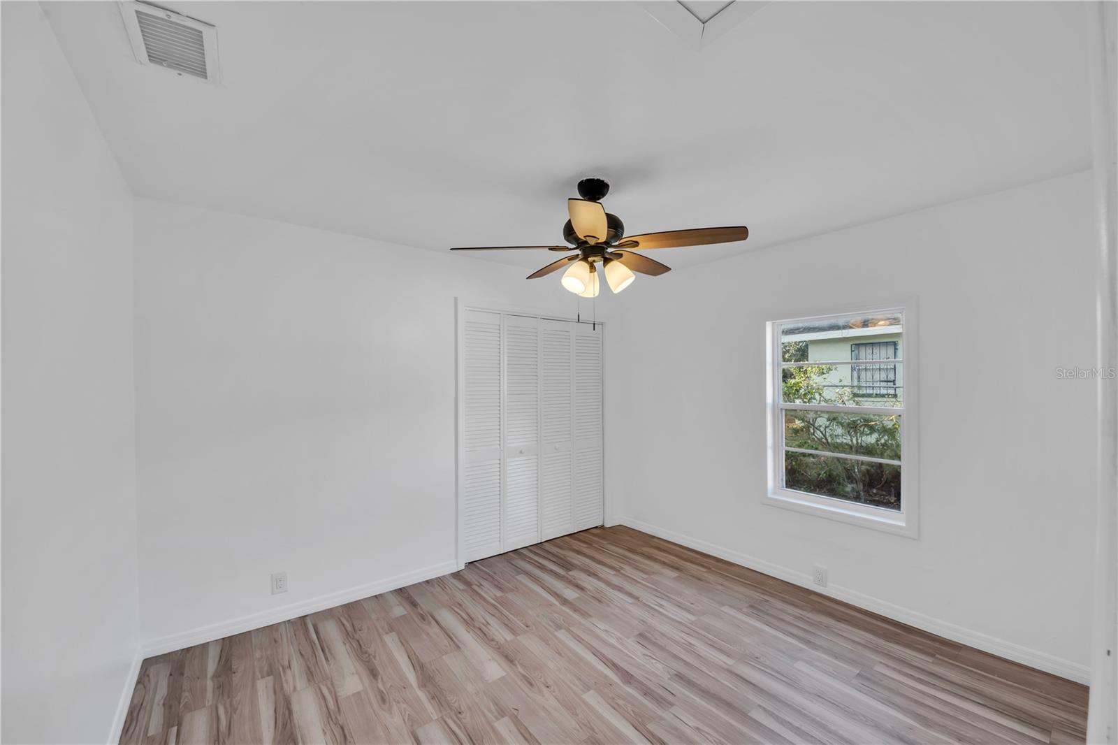 ALTAMIRA HEIGHTS - Residential