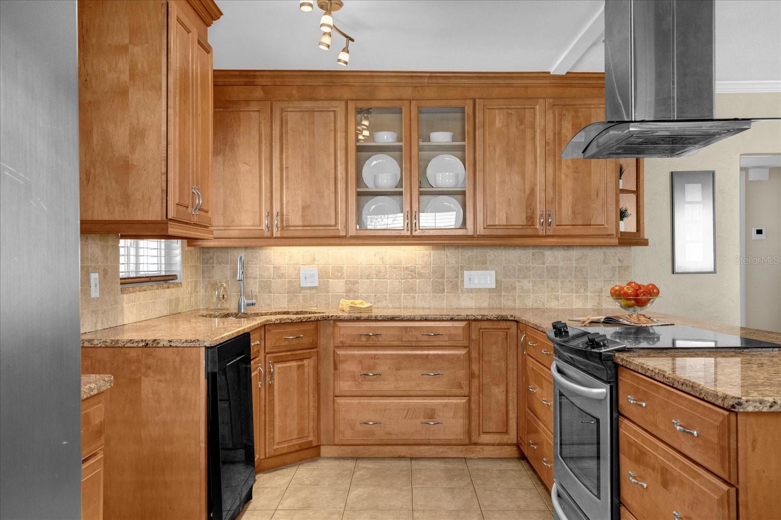 EUCLID MANOR - Residential