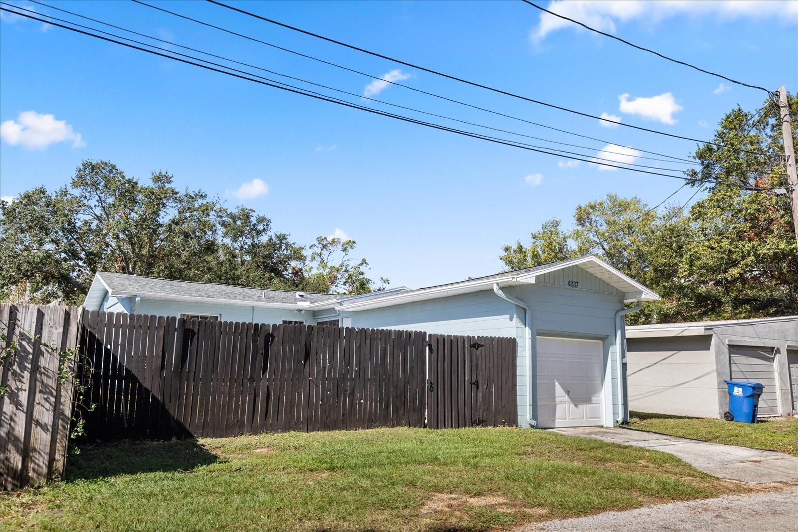 EUCLID MANOR - Residential