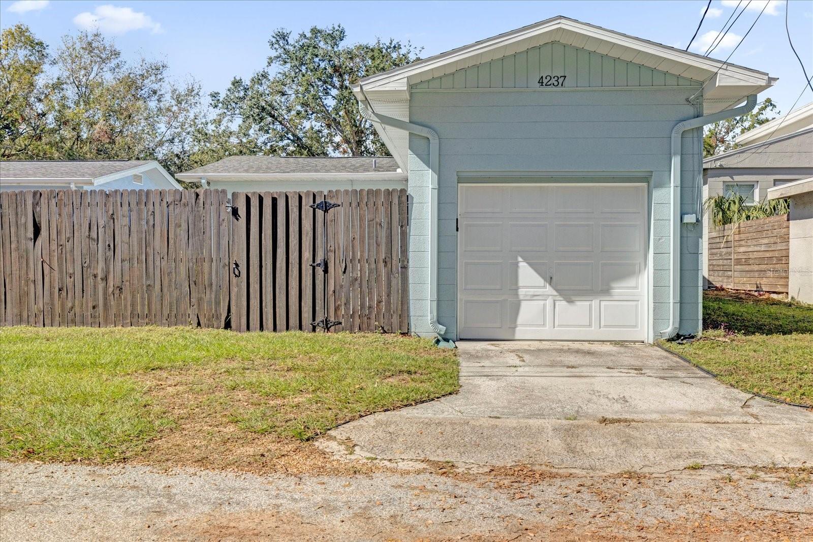 EUCLID MANOR - Residential