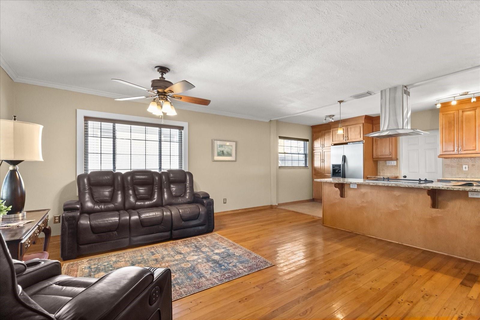 EUCLID MANOR - Residential