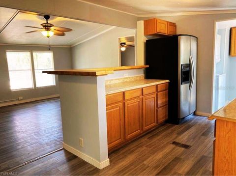 1281 RICHMOND AVENUE CLEWISTON FL 33440