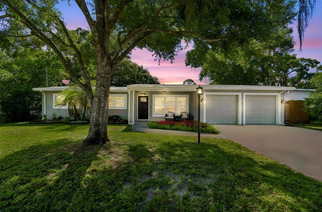 Photo of 12417 N Rome Avenue, Tampa, FL 33612 (MLS # TB8517684)