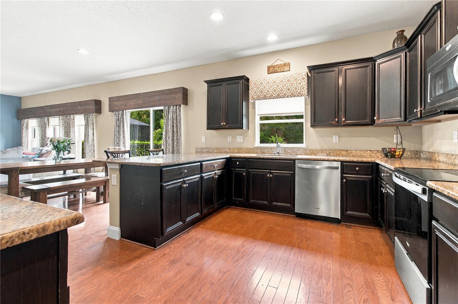 3161 WINGLEWOOD CIRCLE