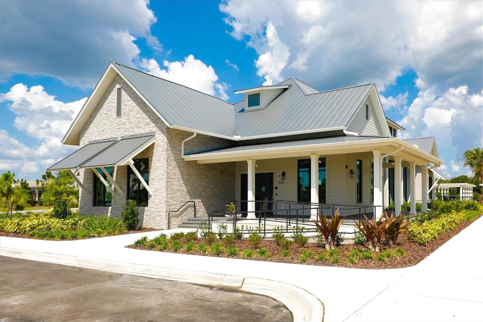 LAKEHOUSE COVE/WATERSIDE PH 5 - Residential