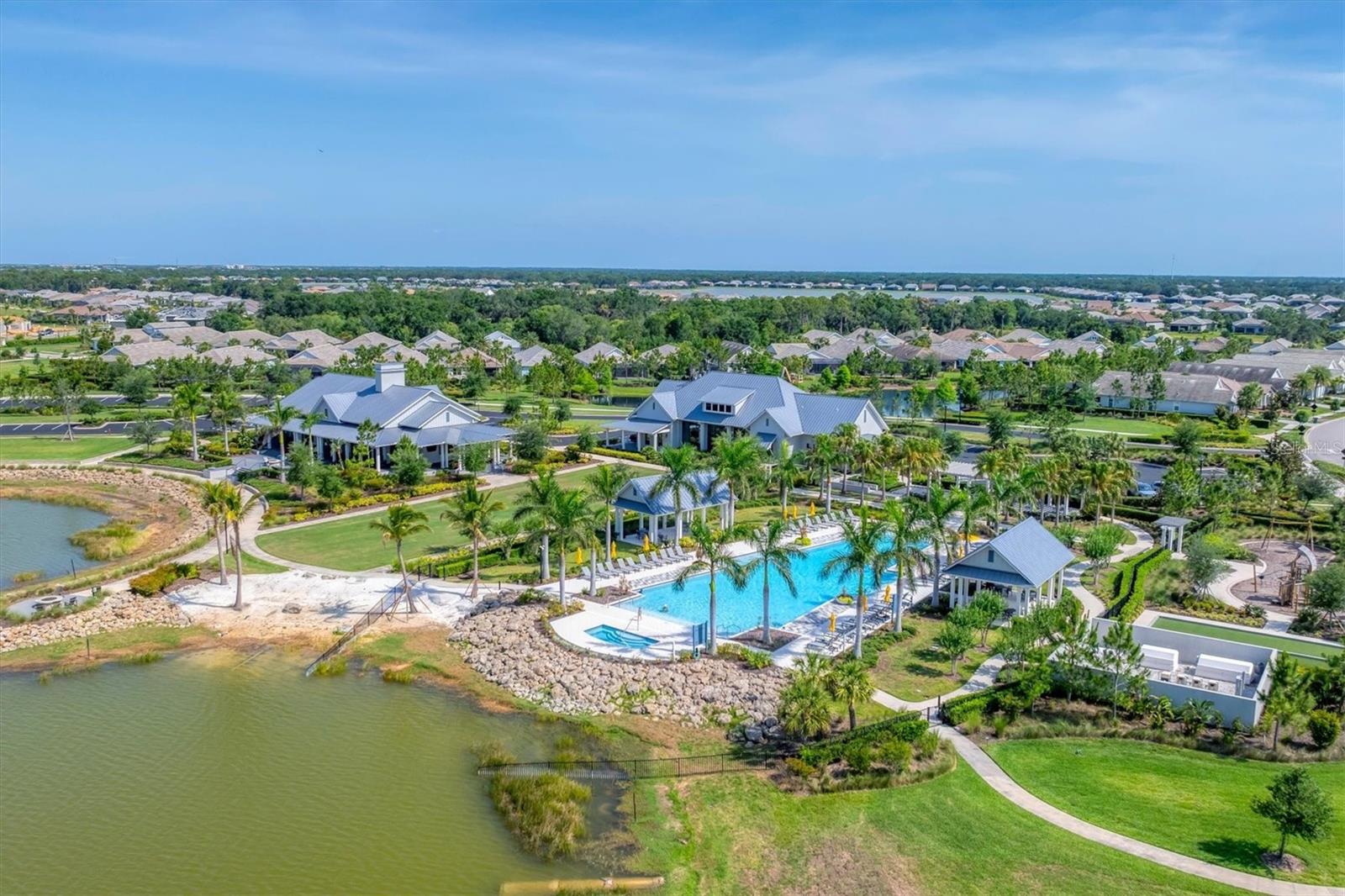 LAKEHOUSE COVE/WATERSIDE PH 5 - Residential