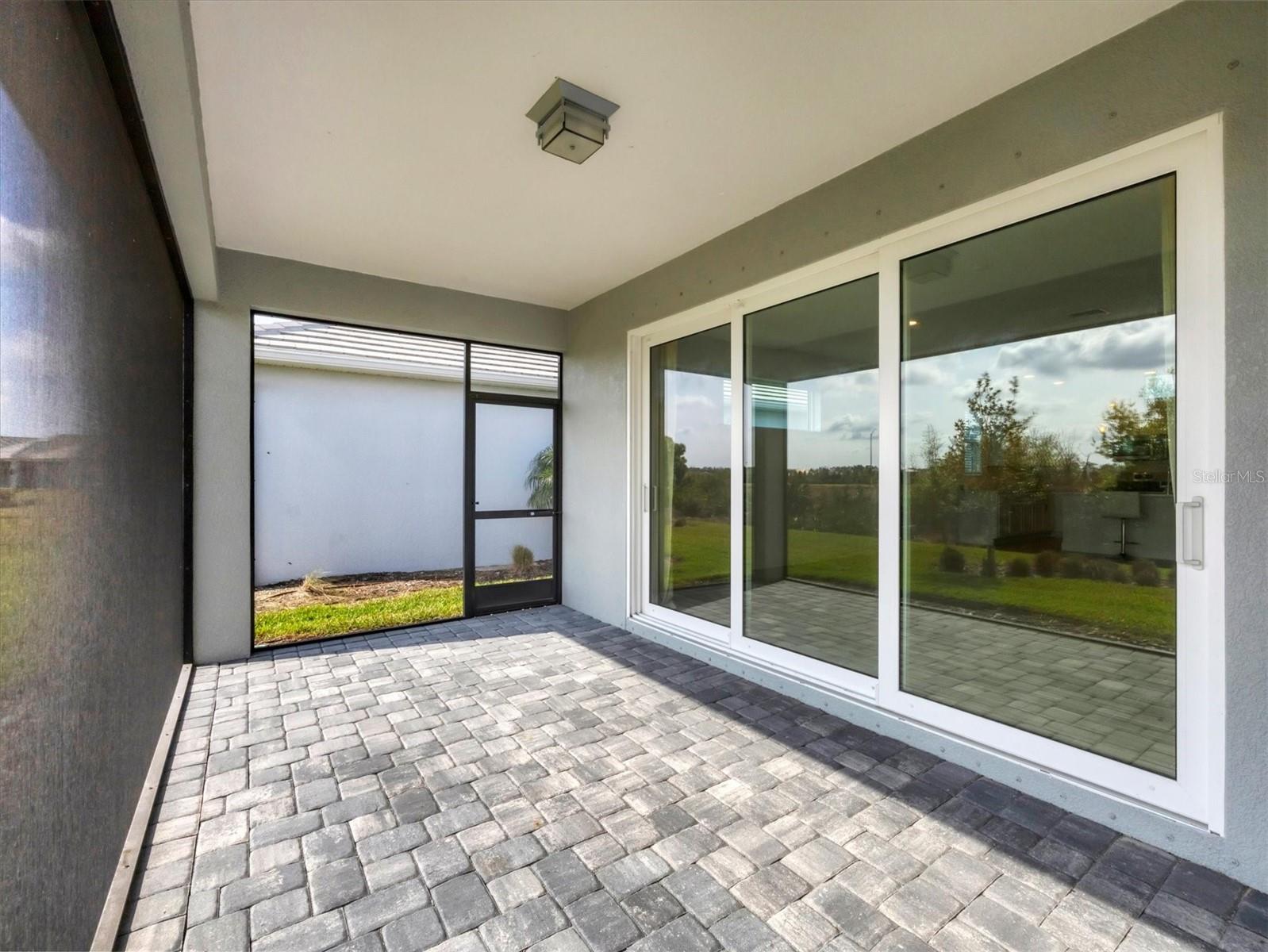 LAKEHOUSE COVE/WATERSIDE PH 5 - Residential