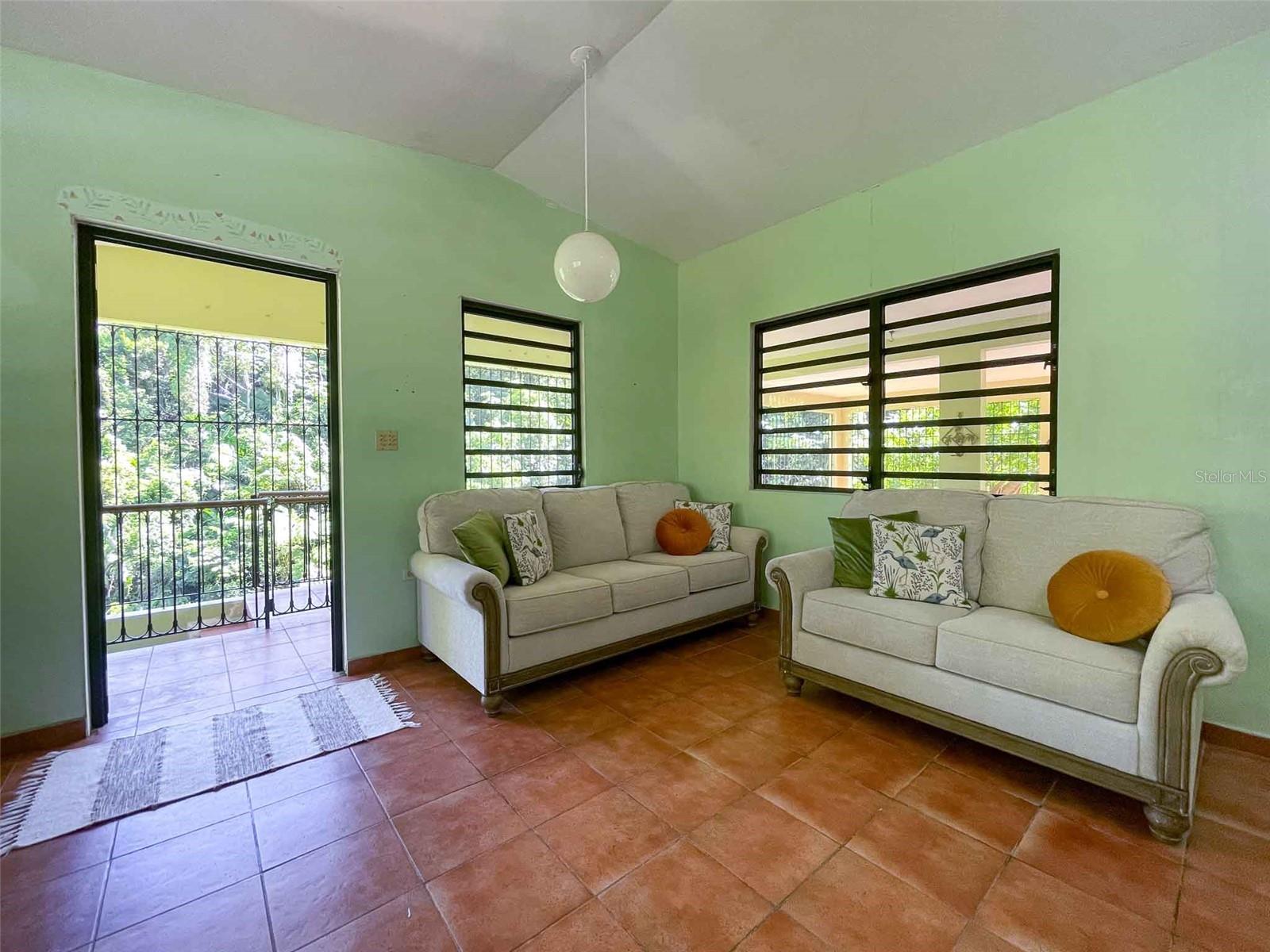 COLINAS DE CUBUY - Residential