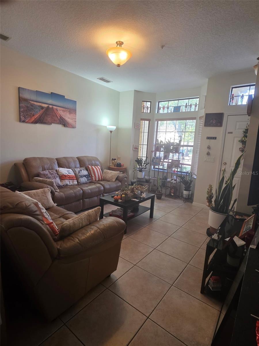 6013 SCOTCHWOOD GLEN 12