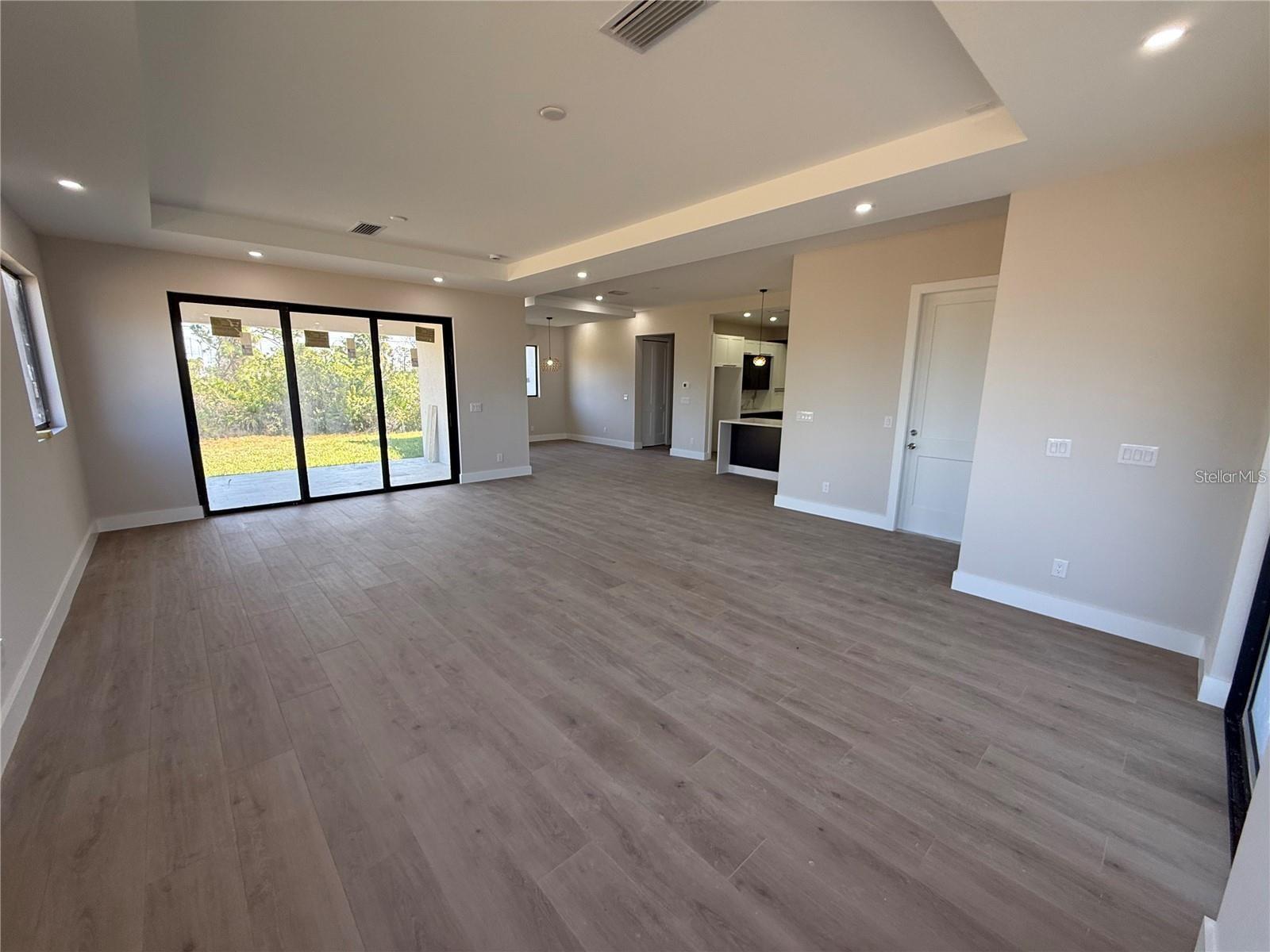 ROTONDA SANDS - Residential