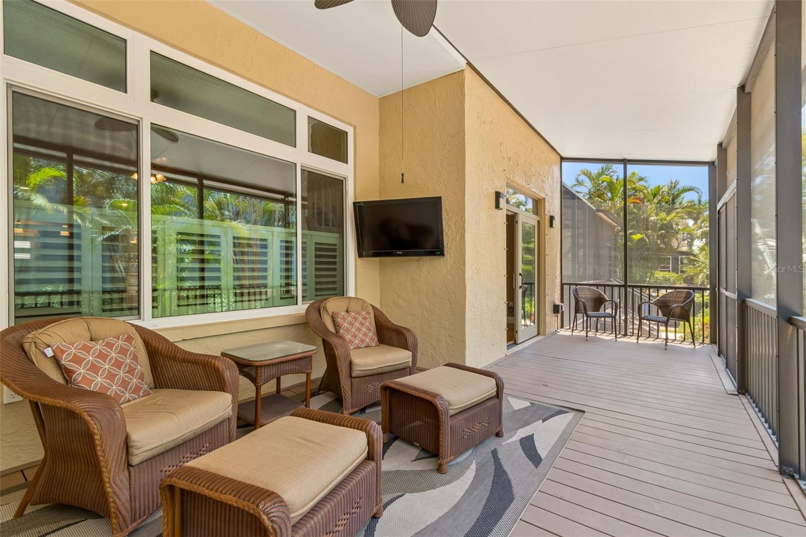 BRIDGEWATER TWNHMS - Residential