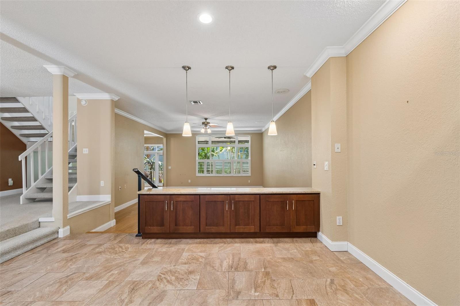 BRIDGEWATER TWNHMS - Residential