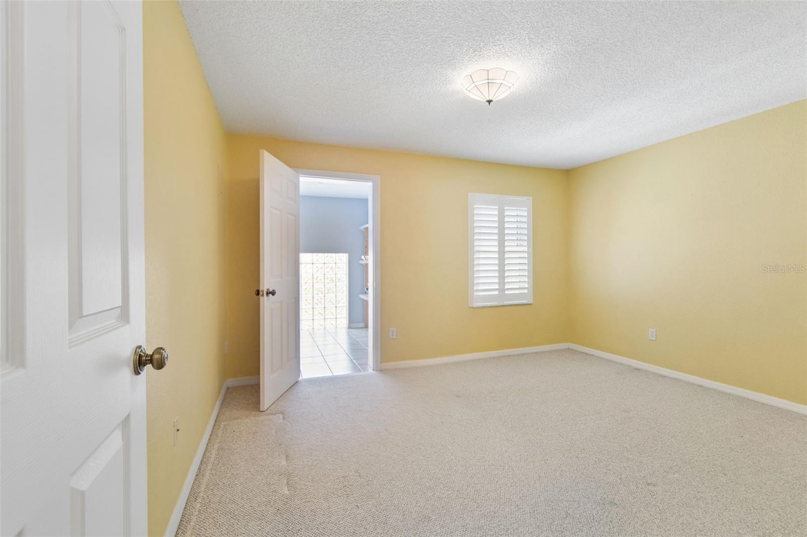 BRIDGEWATER TWNHMS - Residential